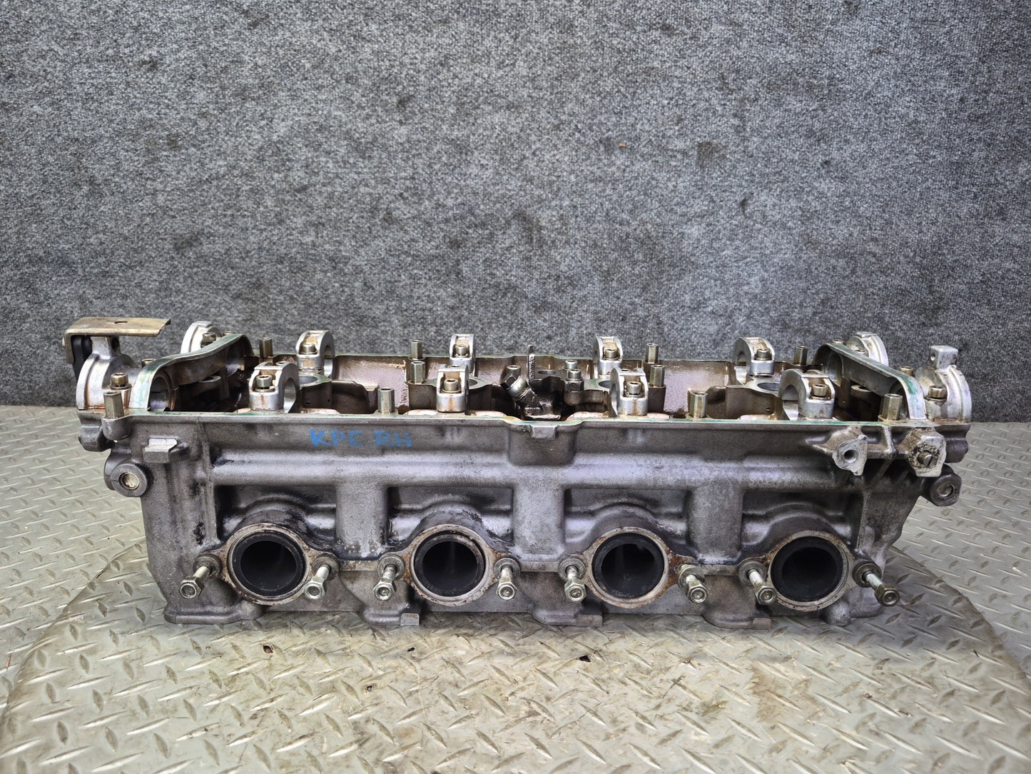 1985-1986 Porsche 928 S 5.0L Engine Motor Right Side Cylinder Head 9281044112R