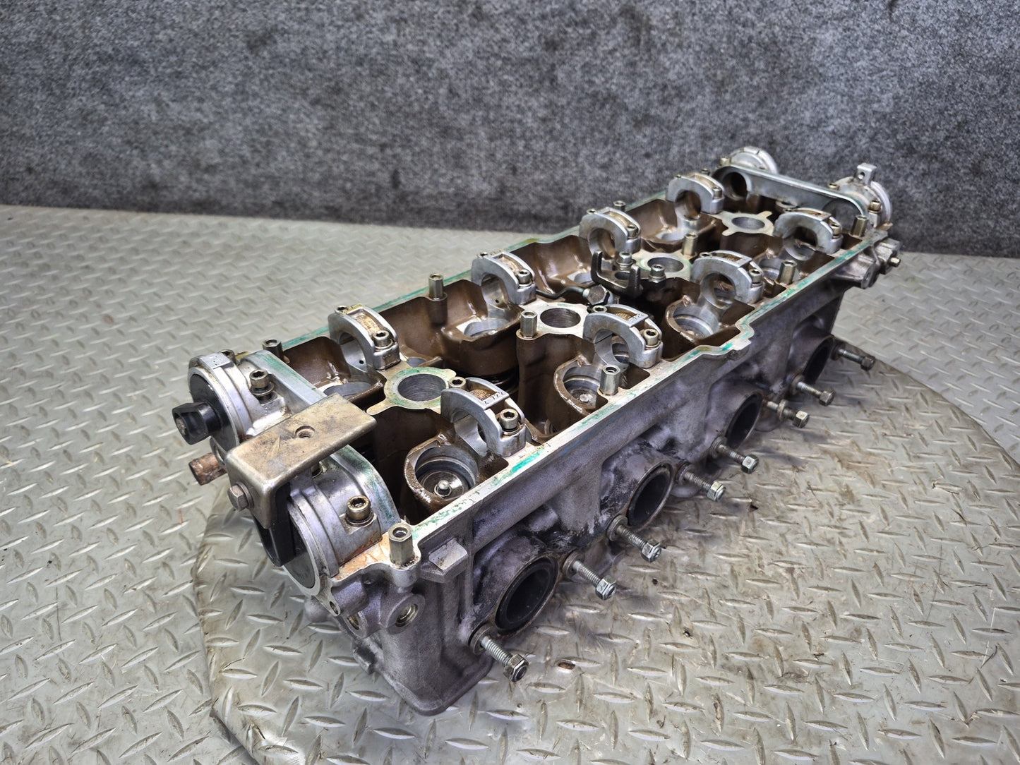 1985-1986 Porsche 928 S 5.0L Engine Motor Right Side Cylinder Head 9281044112R