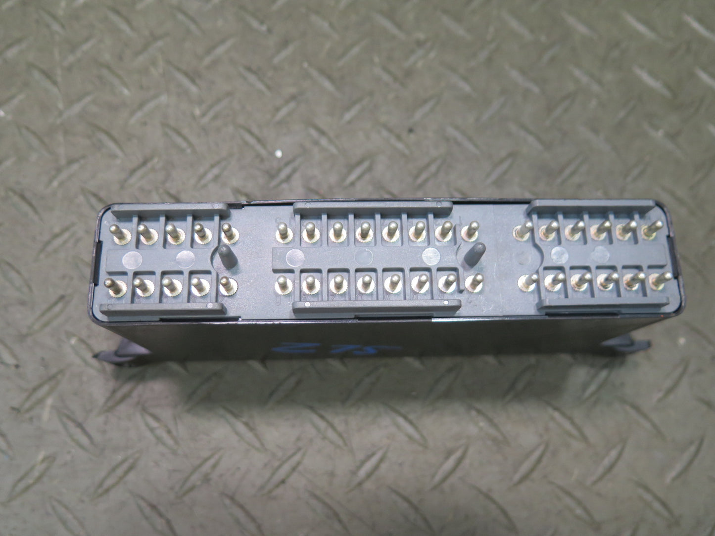 86-89 Mercedes R107 560SL Light Lamp Control Module 1075420132 OEM