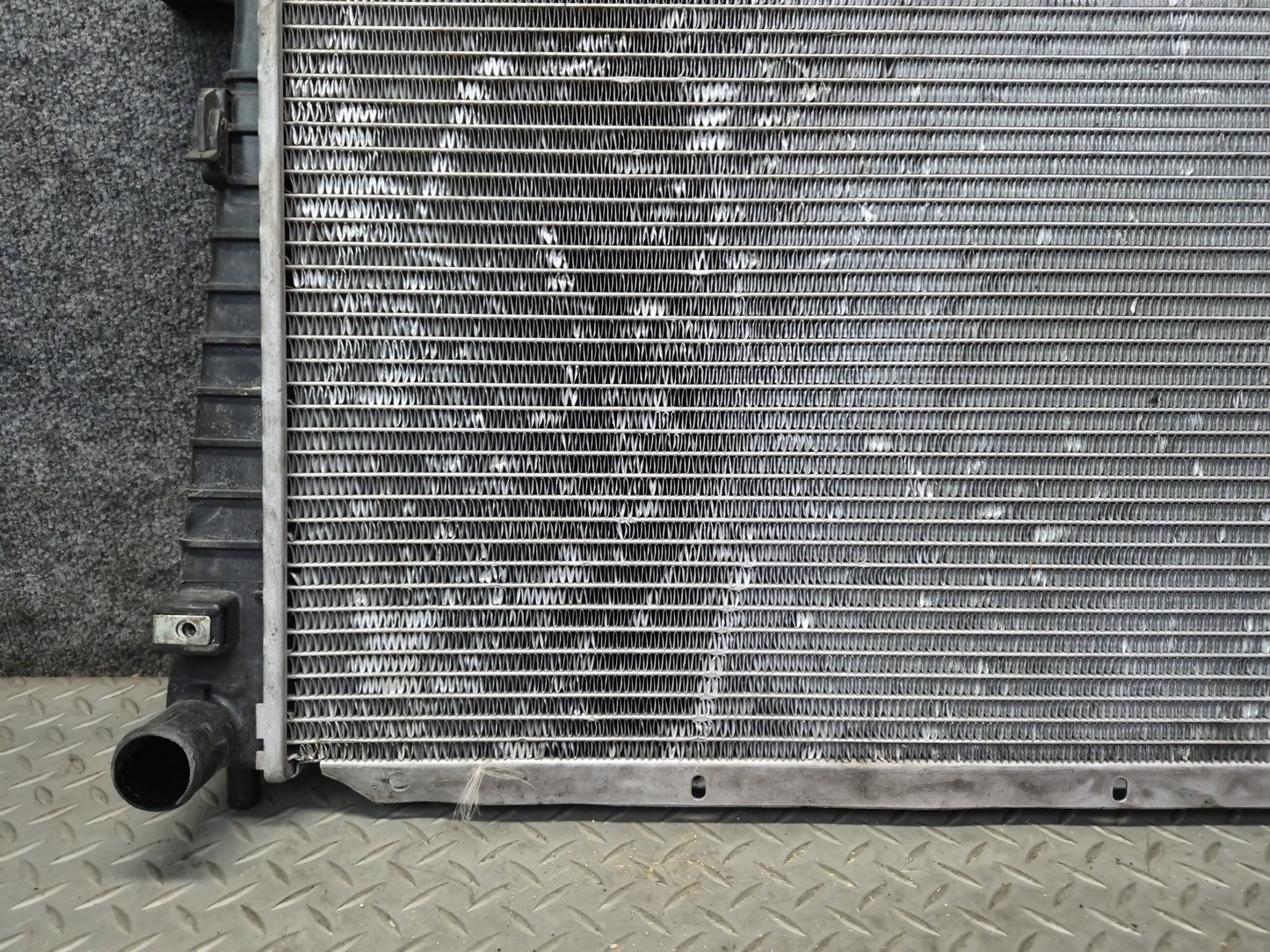 02-05 Ford Thunderbird Engine Cooling Radiator OEM