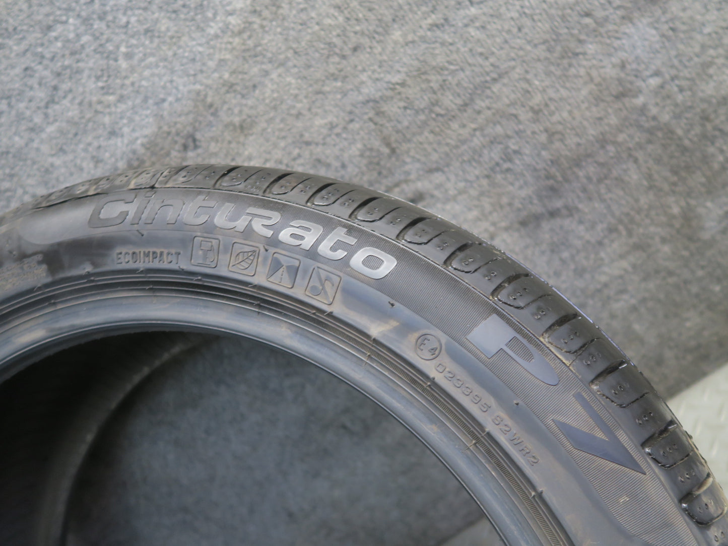 Set of 2 Pirelli Cinturato P7 Tire 225/45 R17" RUN Flat 91W 3222 6/32 8/32 Tread