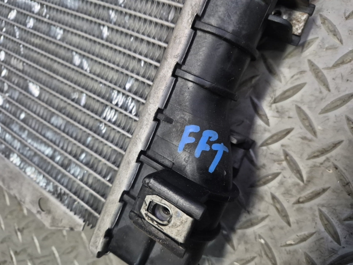 02-05 Ford Thunderbird Engine Cooling Radiator OEM