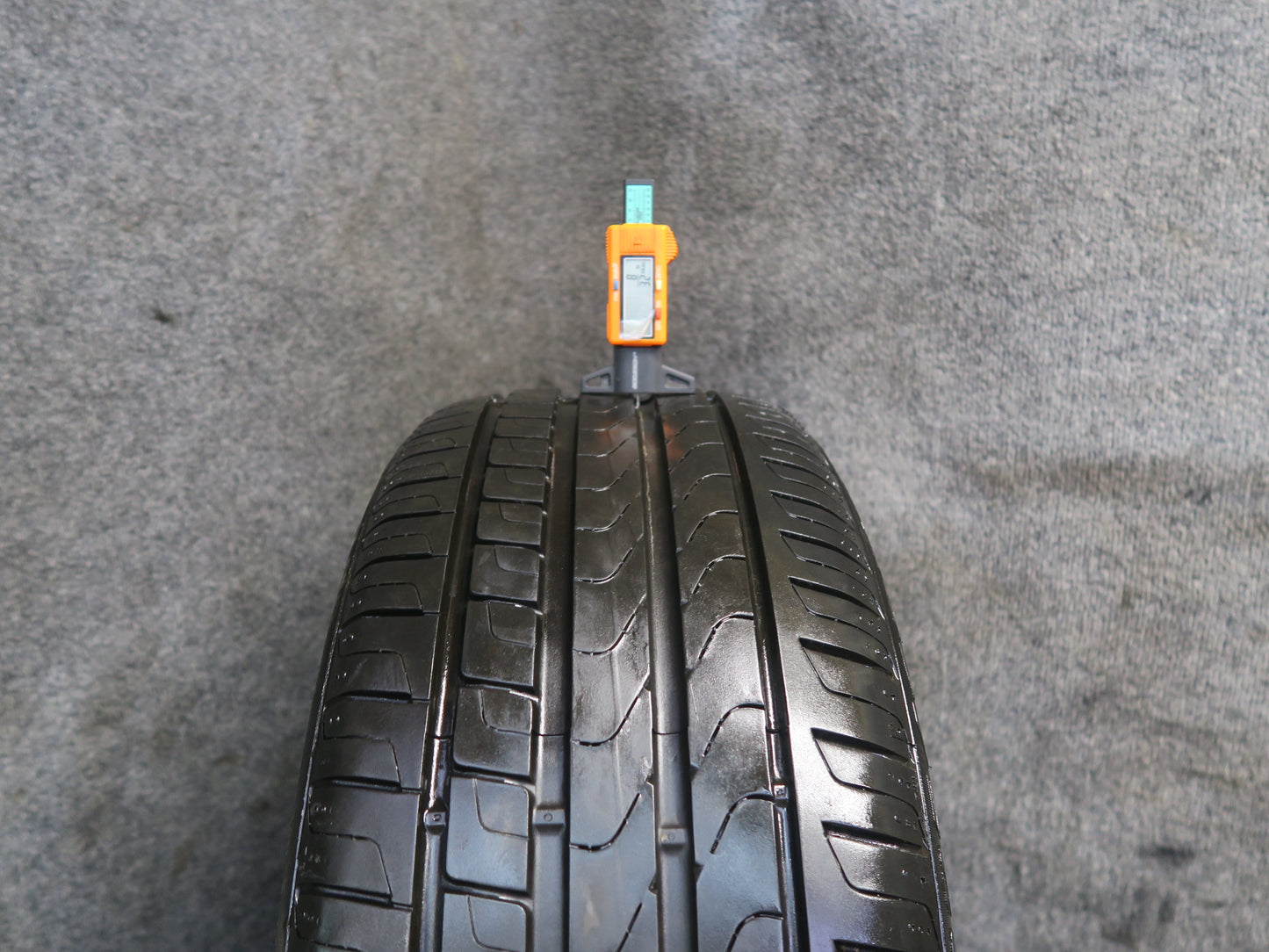 Set of 2 Pirelli Cinturato P7 Tire 225/45 R17" RUN Flat 91W 3222 6/32 8/32 Tread