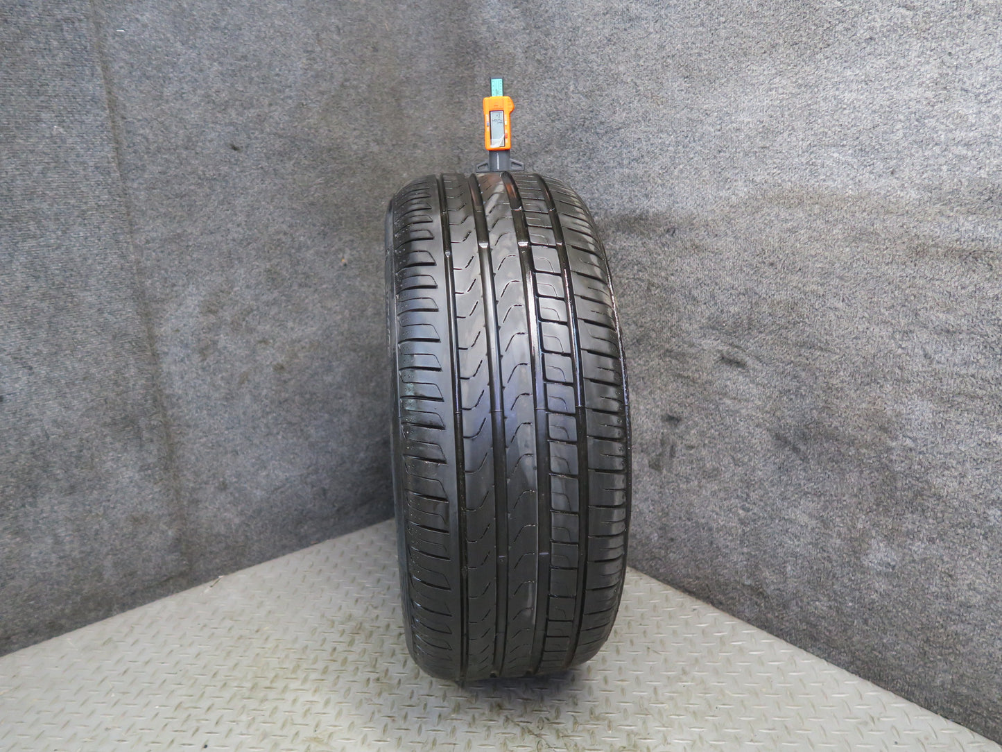 Set of 2 Pirelli Cinturato P7 Tire 225/45 R17" RUN Flat 91W 3222 6/32 8/32 Tread