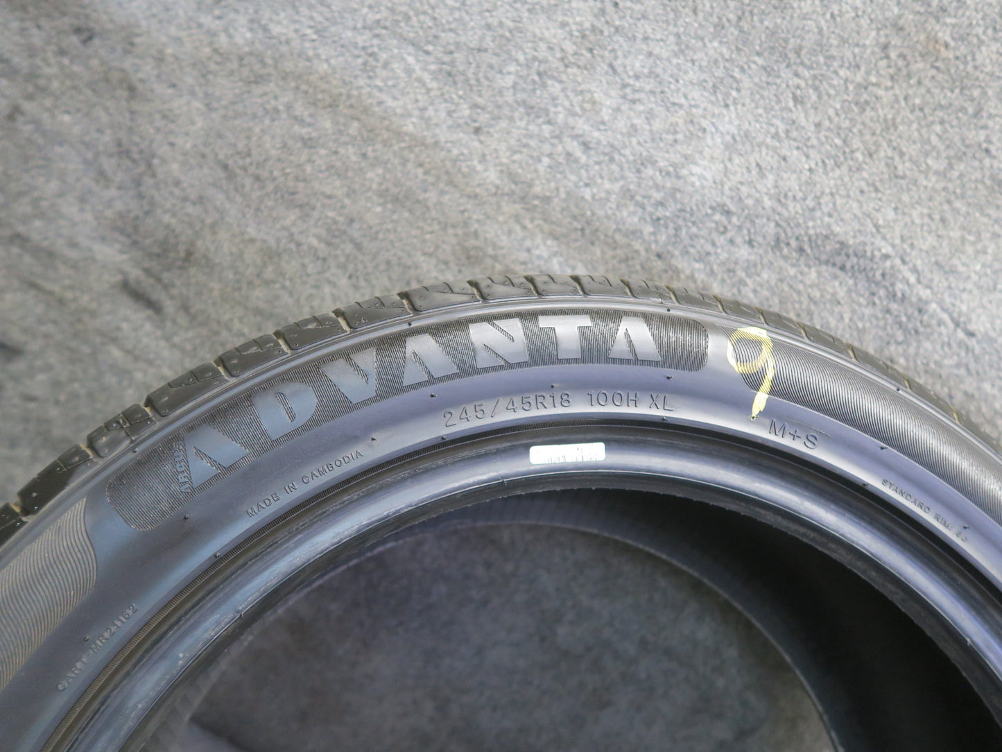 Advanta ER800 Tire 245/45 R18 100H M+S 3625 10/32 Tread
