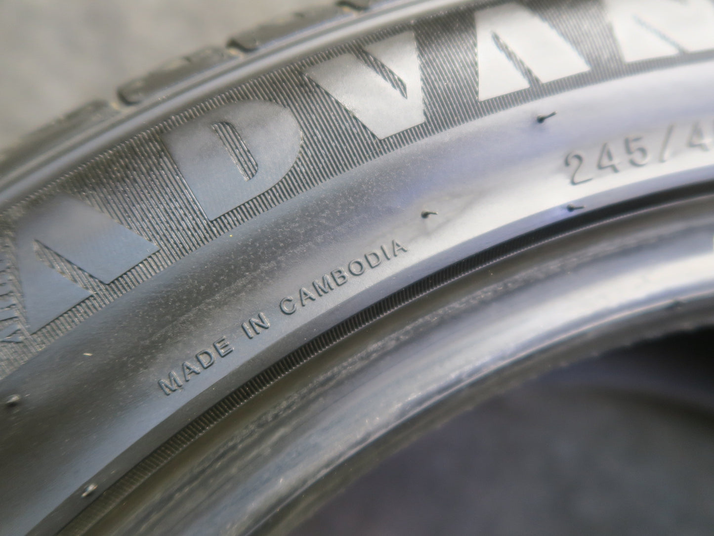 Advanta ER800 Tire 245/45 R18 100H M+S 3625 10/32 Tread