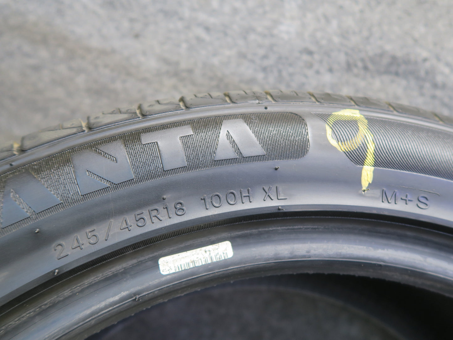 Advanta ER800 Tire 245/45 R18 100H M+S 3625 10/32 Tread