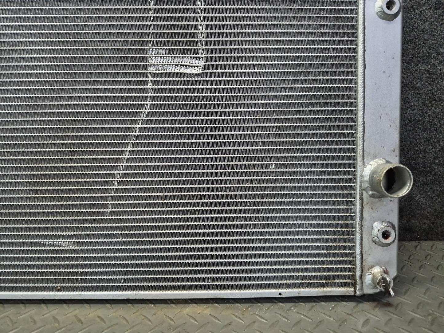 94-96 Chevrolet Corvette C4 Aftermarket Engine Cooling Radiator