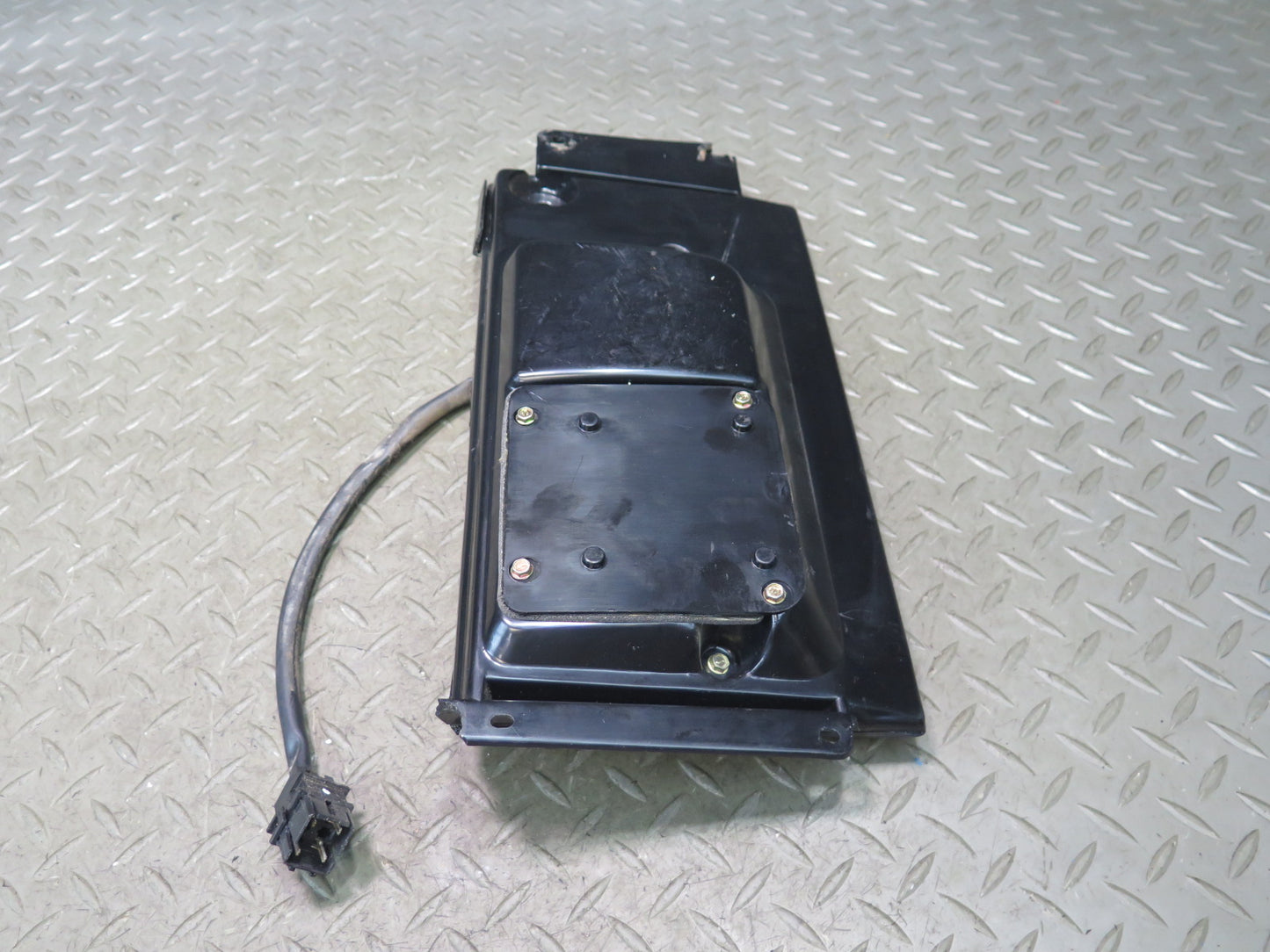 95-96 Chevrolet Corvette C4 Coupe Set of 2 Front Left & Right Bose Speaker OEM