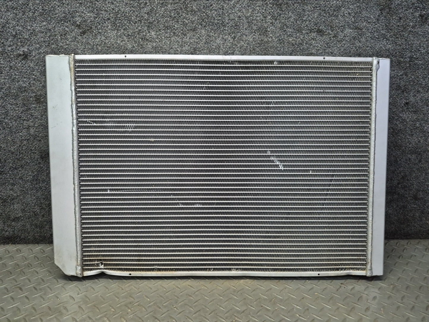 94-96 Chevrolet Corvette C4 Aftermarket Engine Cooling Radiator