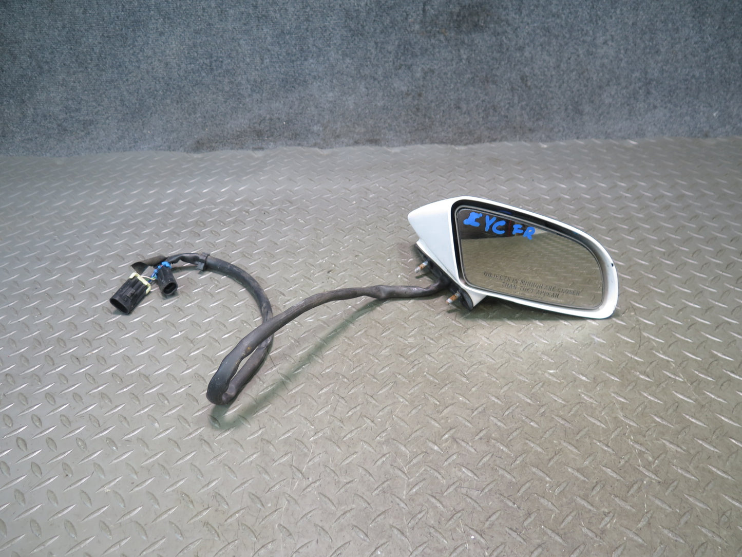 88-96 Chevrolet Corvette C4 Right Exterior Heated Side View Mirror White OEM
