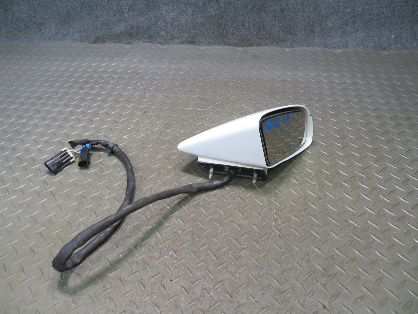 88-96 Chevrolet Corvette C4 Right Exterior Heated Side View Mirror White OEM