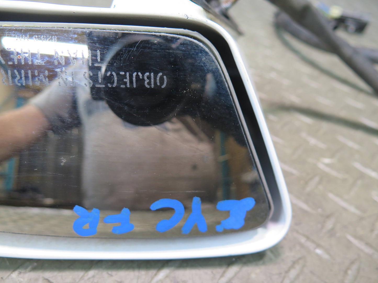 88-96 Chevrolet Corvette C4 Right Exterior Heated Side View Mirror White OEM