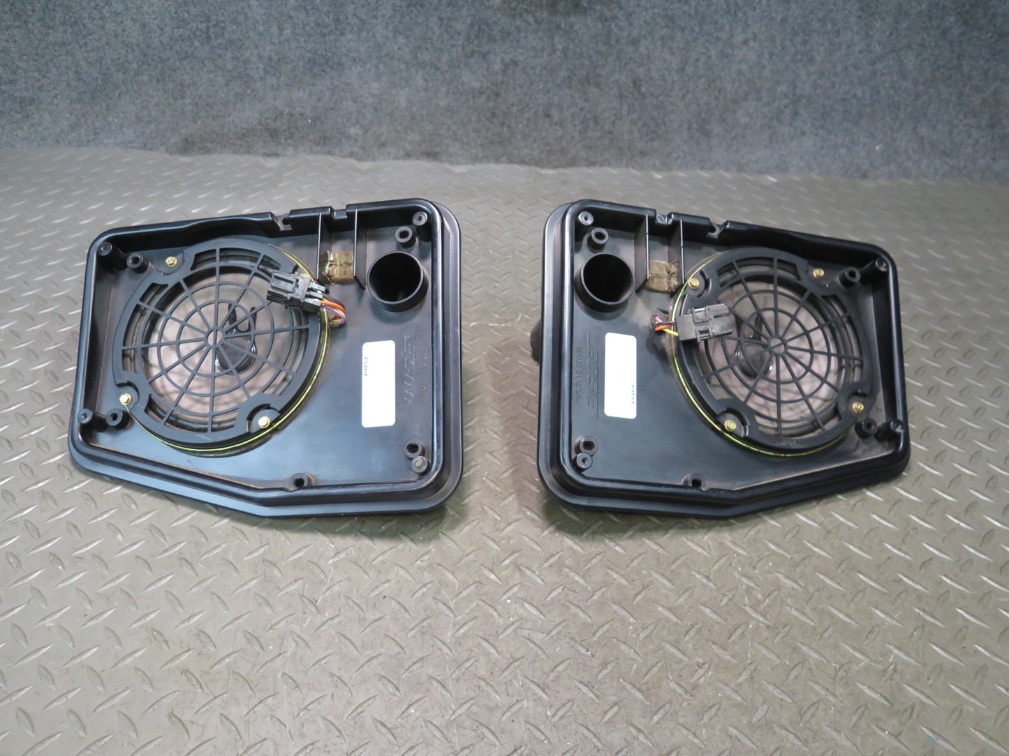 90-96 Chevrolet Corvette C4 Coupe Set of 2 Rear Left & Right Bose Speaker OEM