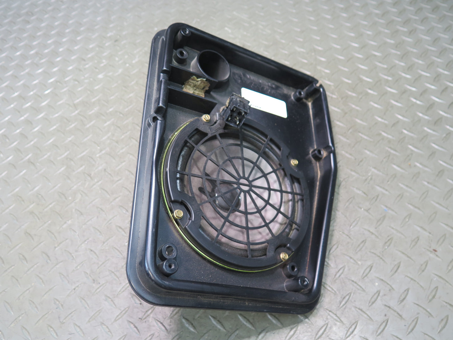 90-96 Chevrolet Corvette C4 Coupe Set of 2 Rear Left & Right Bose Speaker OEM