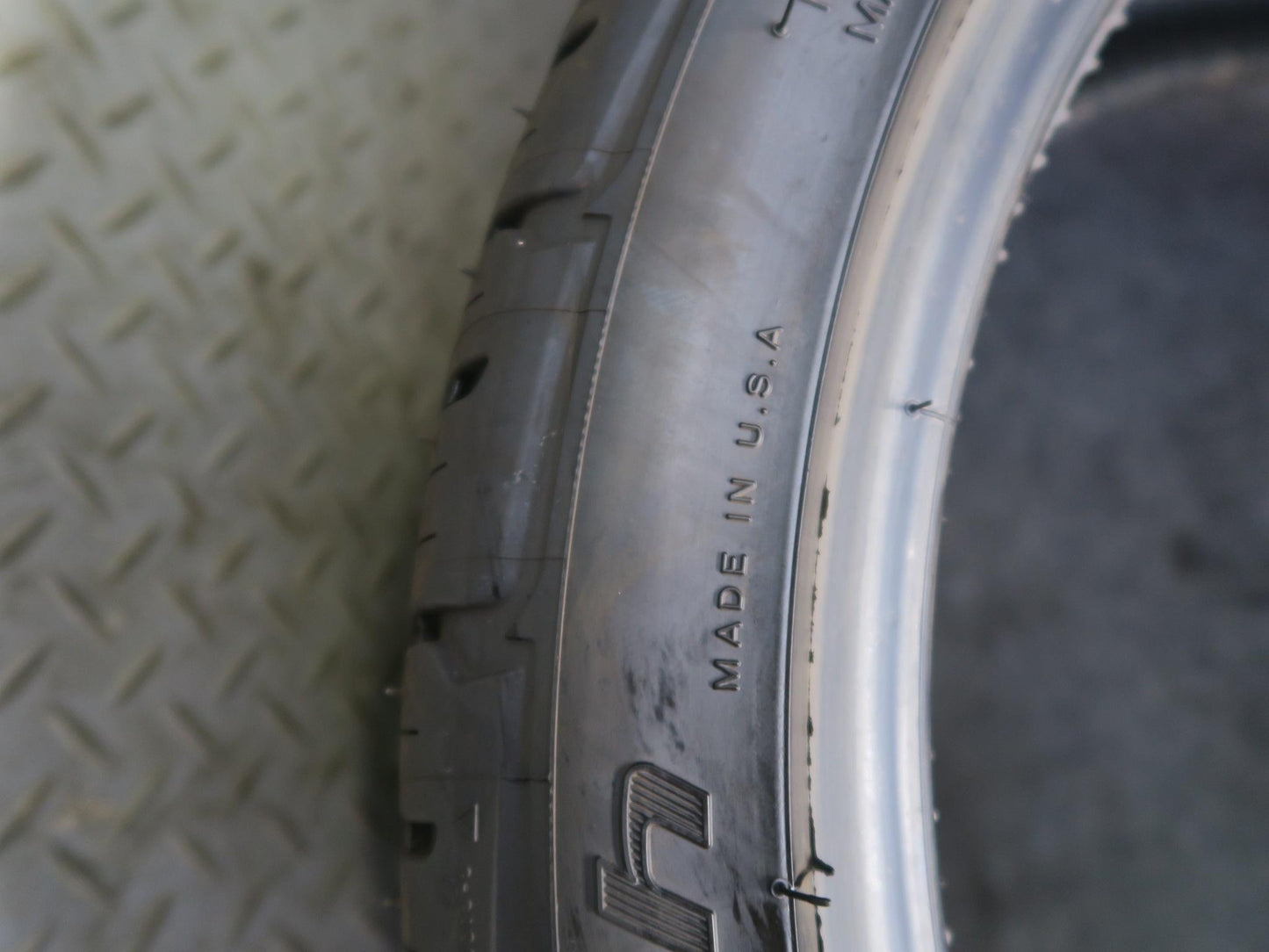 Set of 2 Bfgoodrich G-force COMP-2 A/S Plus Tire 255/35 R18" 94W 2125 8/32 Tread