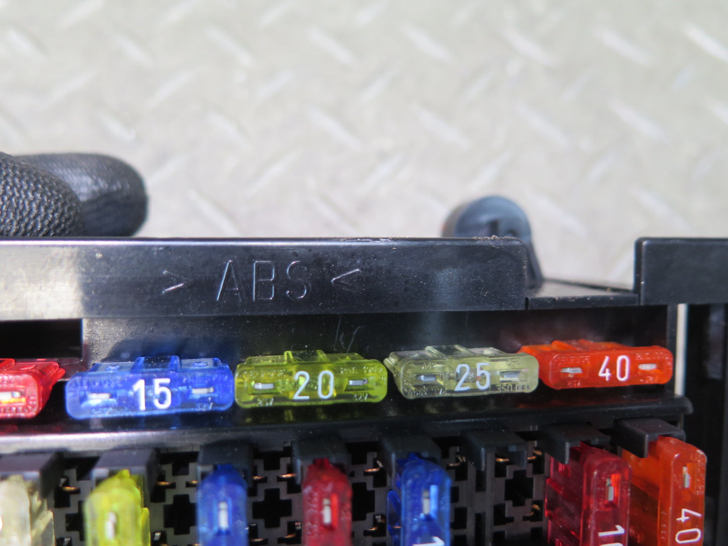 94-02 Mercedes R129 SL500 Rear Trunk Fuse Relay Box Module 1295451347 OEM