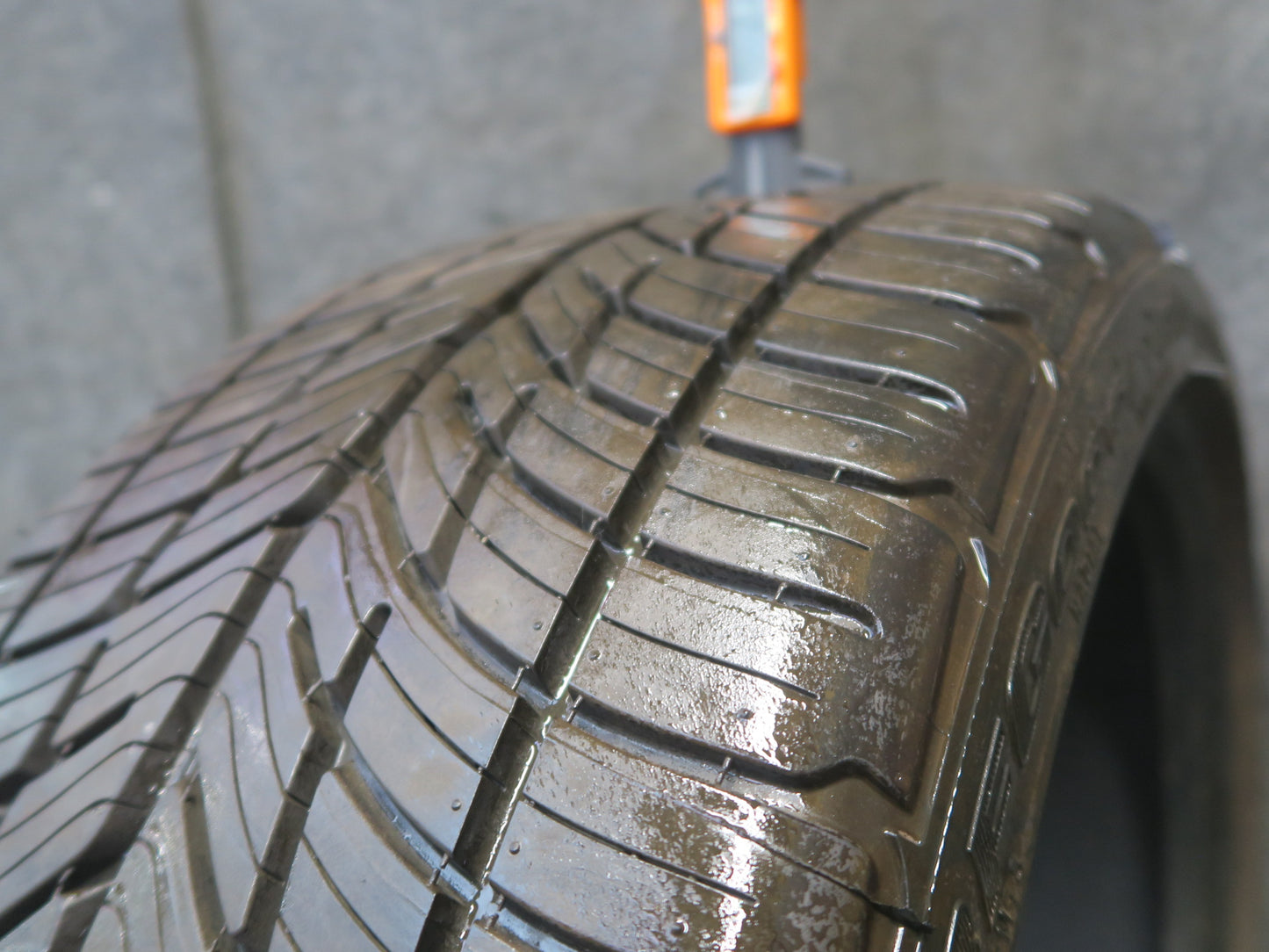 Set of 2 Bfgoodrich G-force COMP-2 A/S Plus Tire 255/35 R18" 94W 2125 8/32 Tread