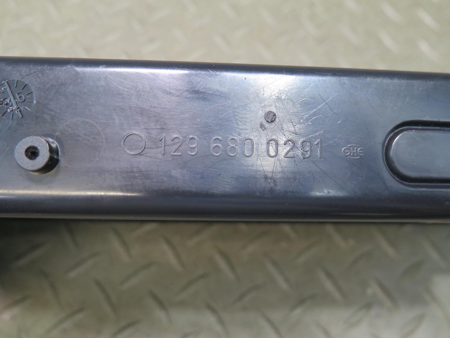 94-02 Mercedes R129 SL500 Dash Center Compartment Storage Black 1296800291 OEM