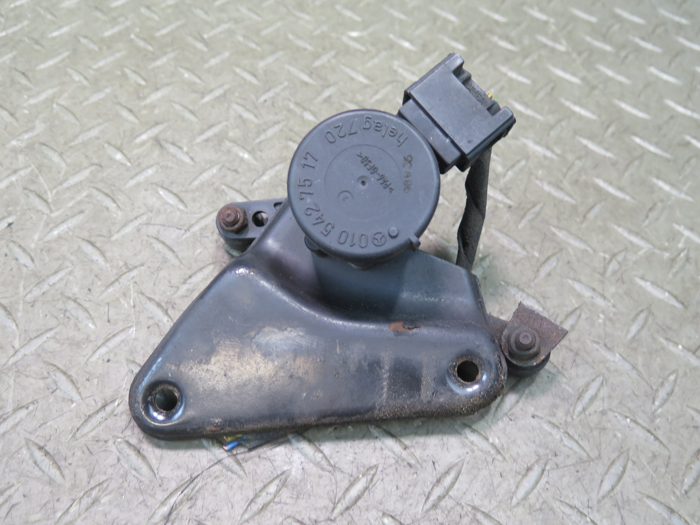94-02 Mercedes R129 SL500 Rear Suspension Height Level Sensor OEM