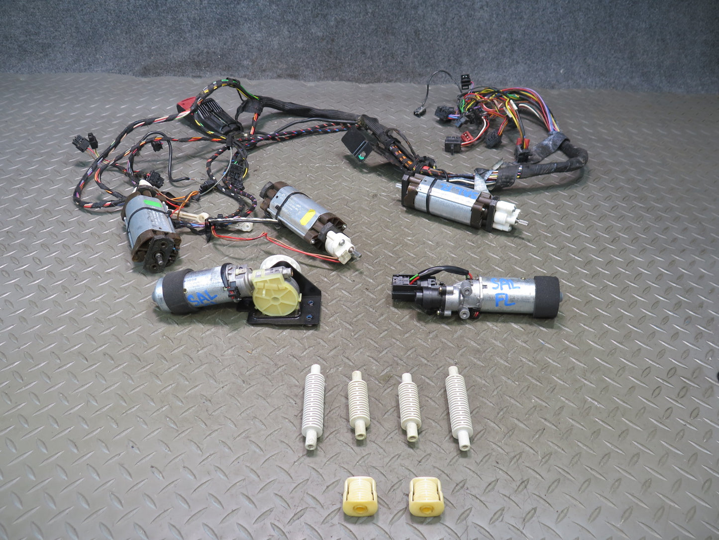 94-02 Mercedes R129 SL500 SL600 Front Left Seat Adjust Motor Wiring Set OEM