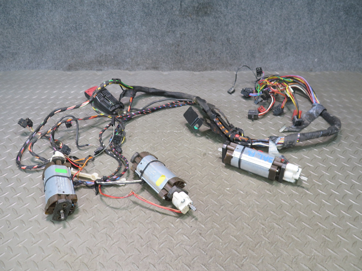 94-02 Mercedes R129 SL500 SL600 Front Left Seat Adjust Motor Wiring Set OEM