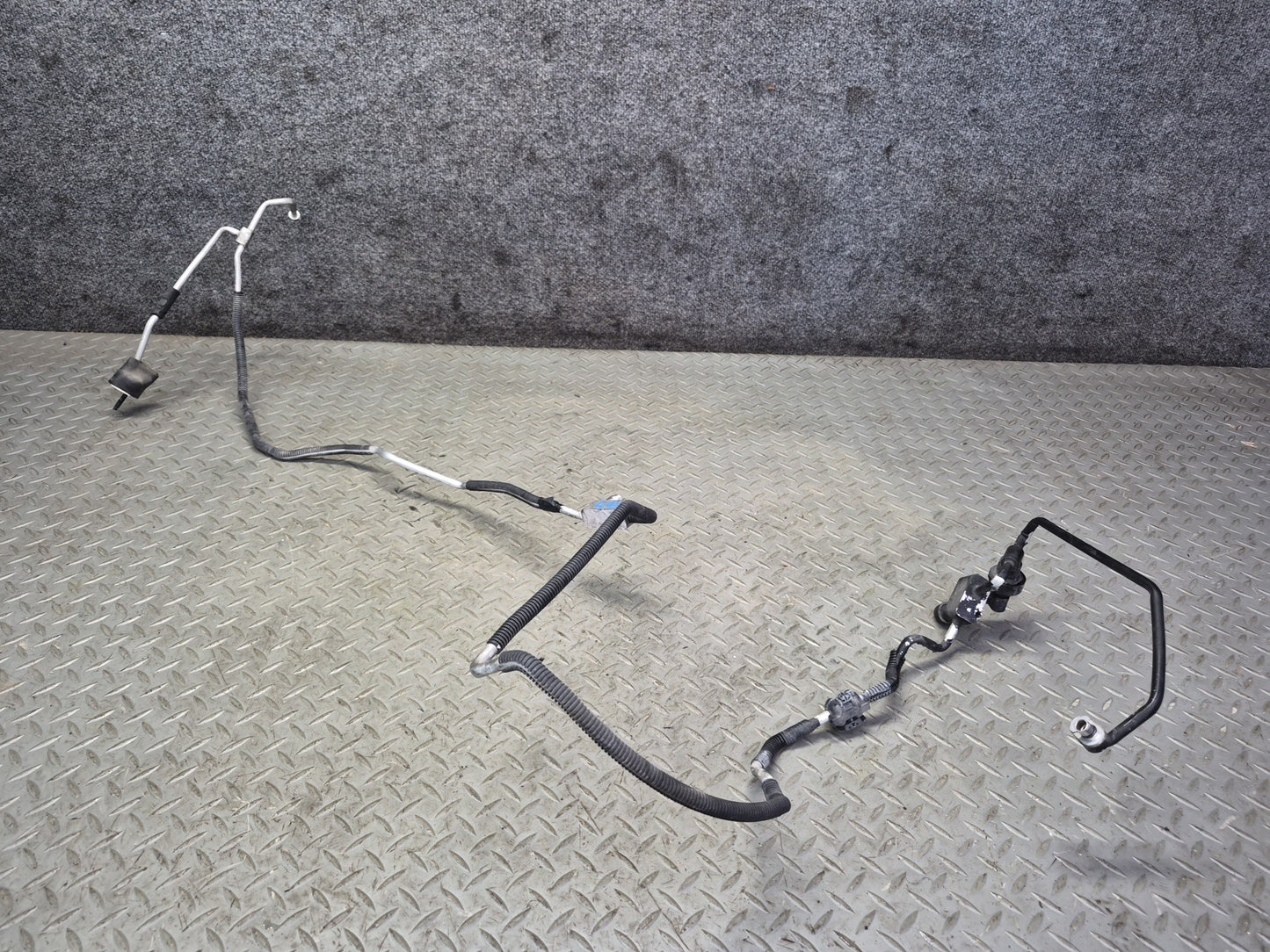 08-09 Lexus UVF46L LS600h AWD A/C Air Condition Hose Pipe Line Set OEM