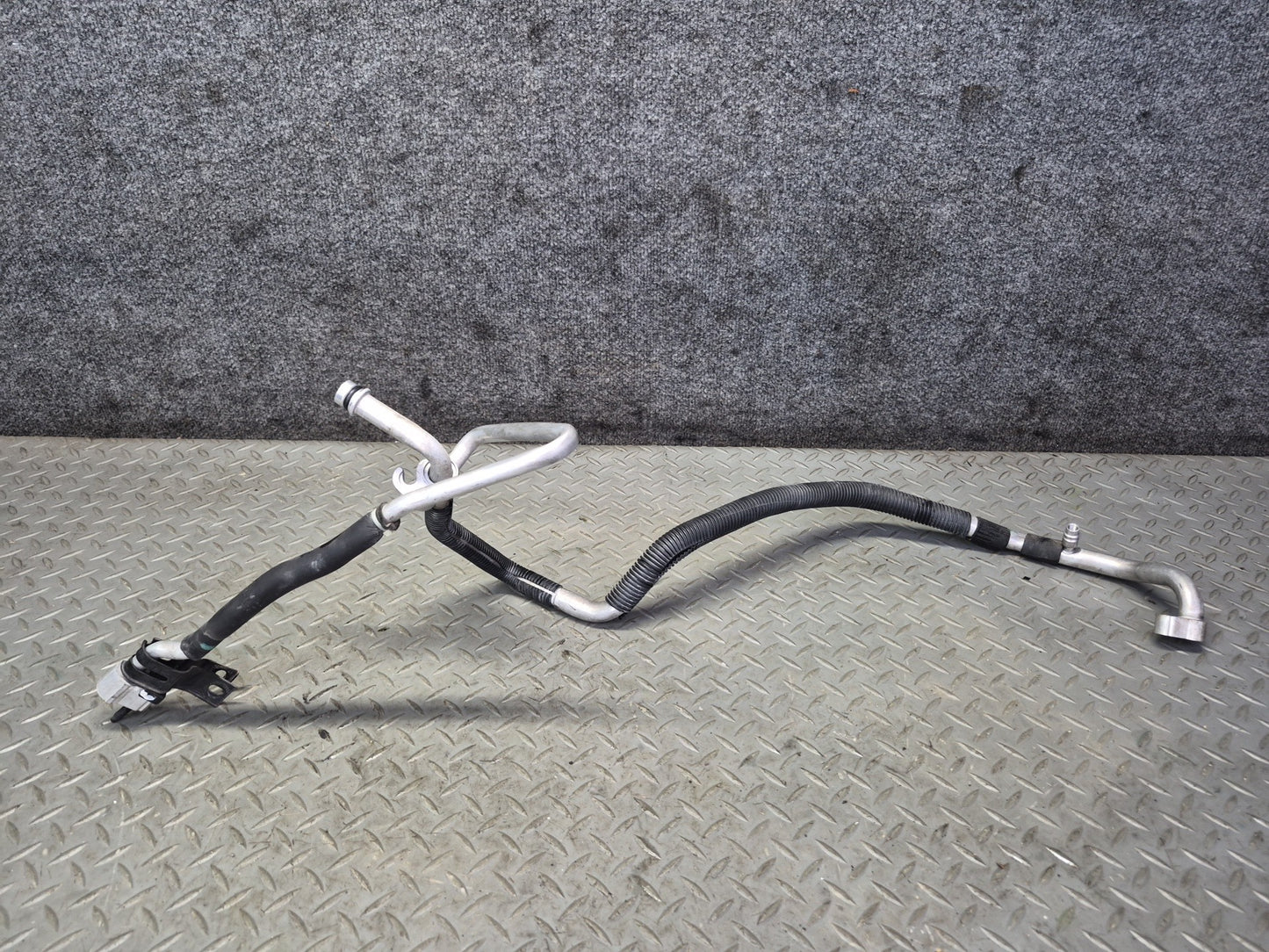 08-09 Lexus UVF46L LS600h AWD A/C Air Condition Hose Pipe Line Set OEM