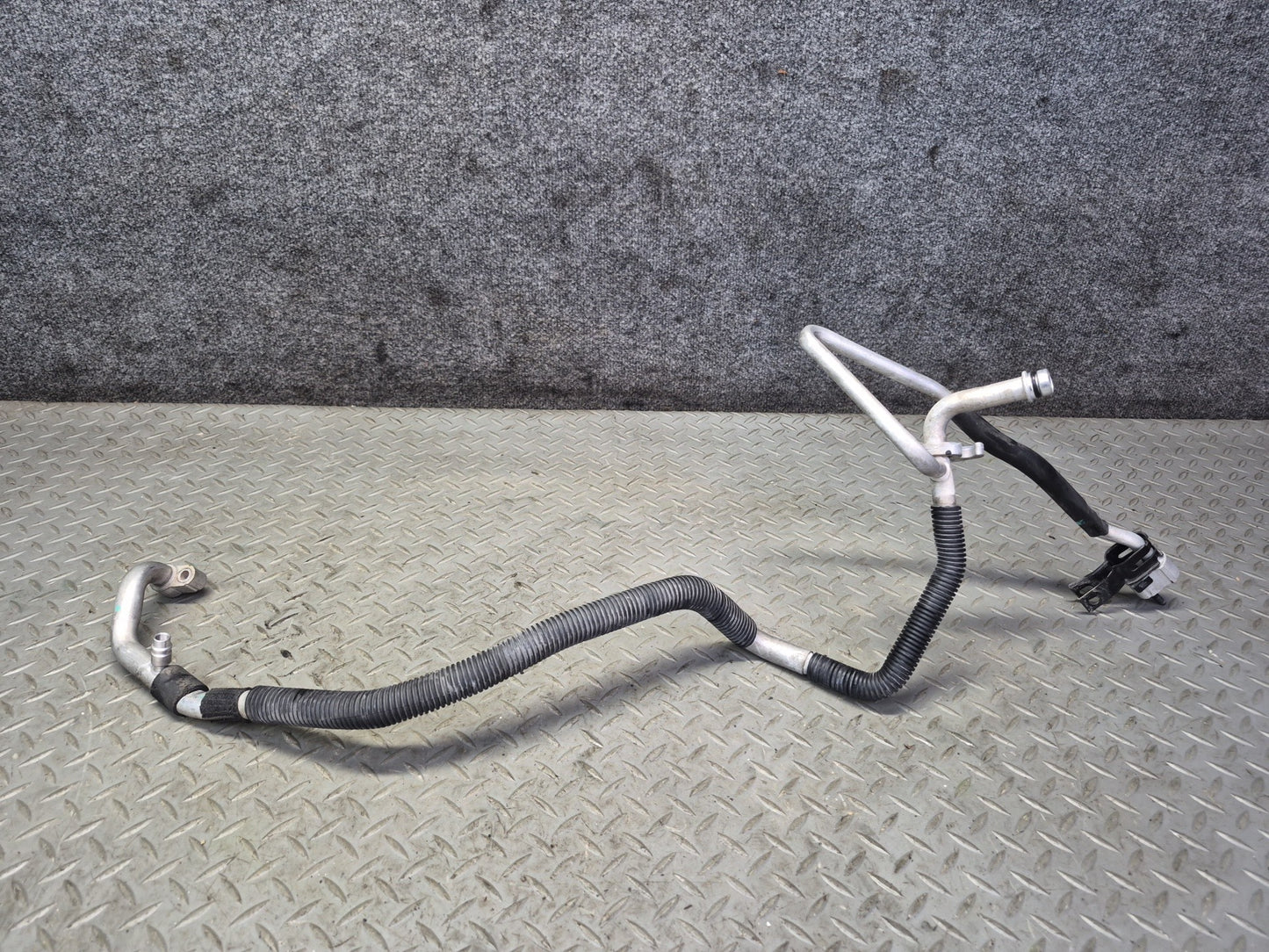 08-09 Lexus UVF46L LS600h AWD A/C Air Condition Hose Pipe Line Set OEM