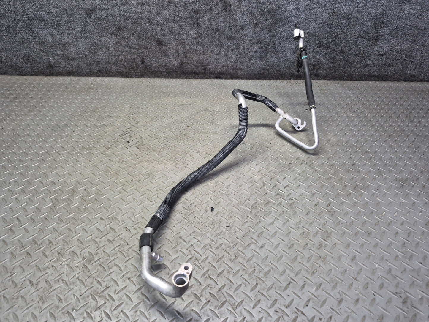 08-09 Lexus UVF46L LS600h AWD A/C Air Condition Hose Pipe Line Set OEM