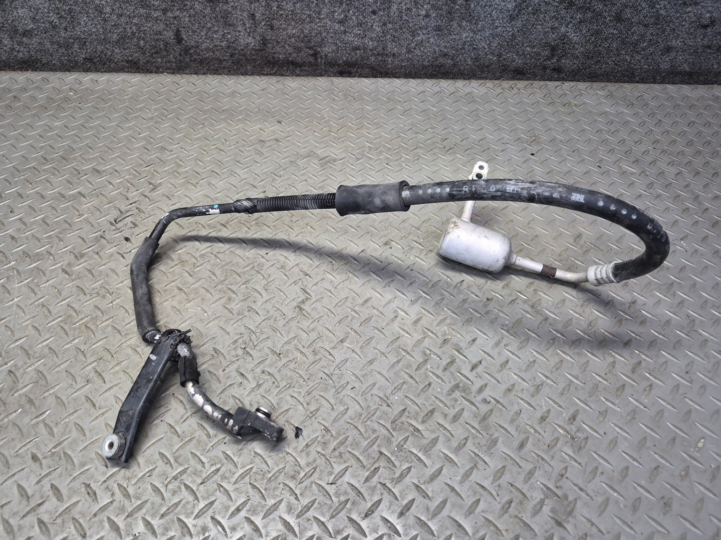 08-09 Lexus UVF46L LS600h AWD A/C Air Condition Hose Pipe Line Set OEM