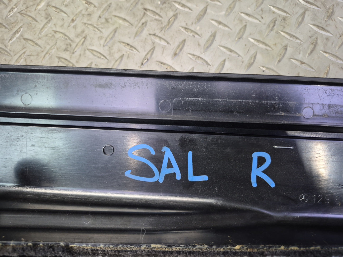94-02 Mercedes R129 SL500 Set of 2 Door Scuff Sill Plate Trim Panel Black OEM