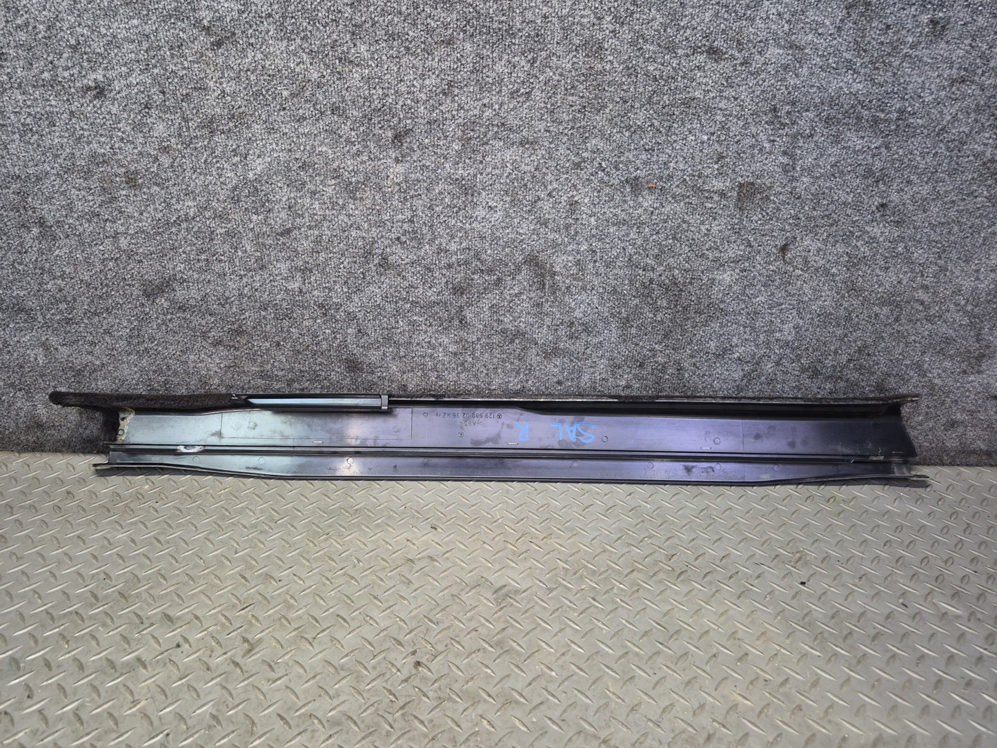 94-02 Mercedes R129 SL500 Set of 2 Door Scuff Sill Plate Trim Panel Black OEM