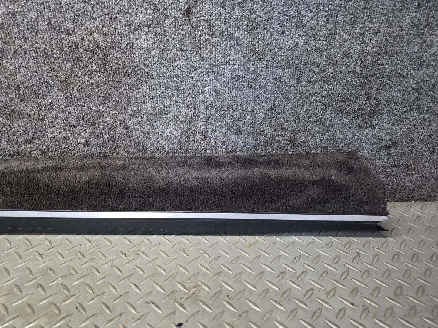 94-02 Mercedes R129 SL500 Set of 2 Door Scuff Sill Plate Trim Panel Black OEM