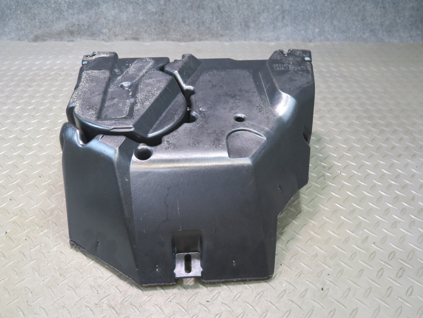 98-02 Mercedes R129 SL500 SL600 Rear Bose Subwoofer Speaker Box 1298205502 OEM