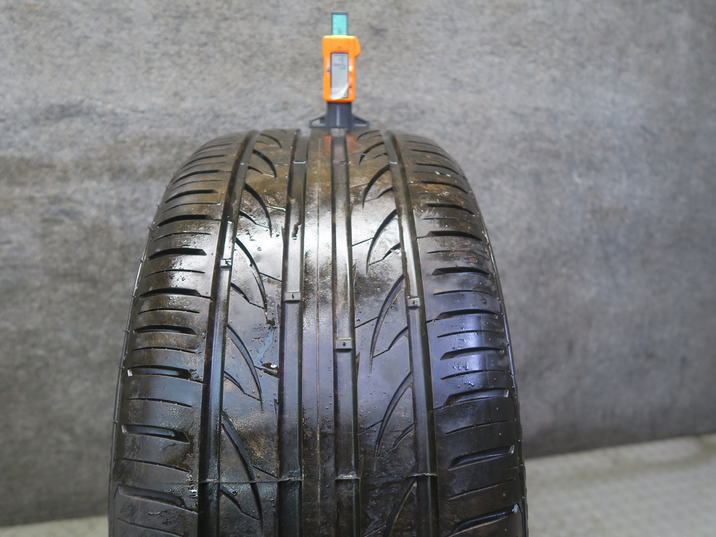 Set of 2 Lexani LX UHP-207 A/S Tire 245/40 R18" 97W M+S 4824 4924 8/32 Tread