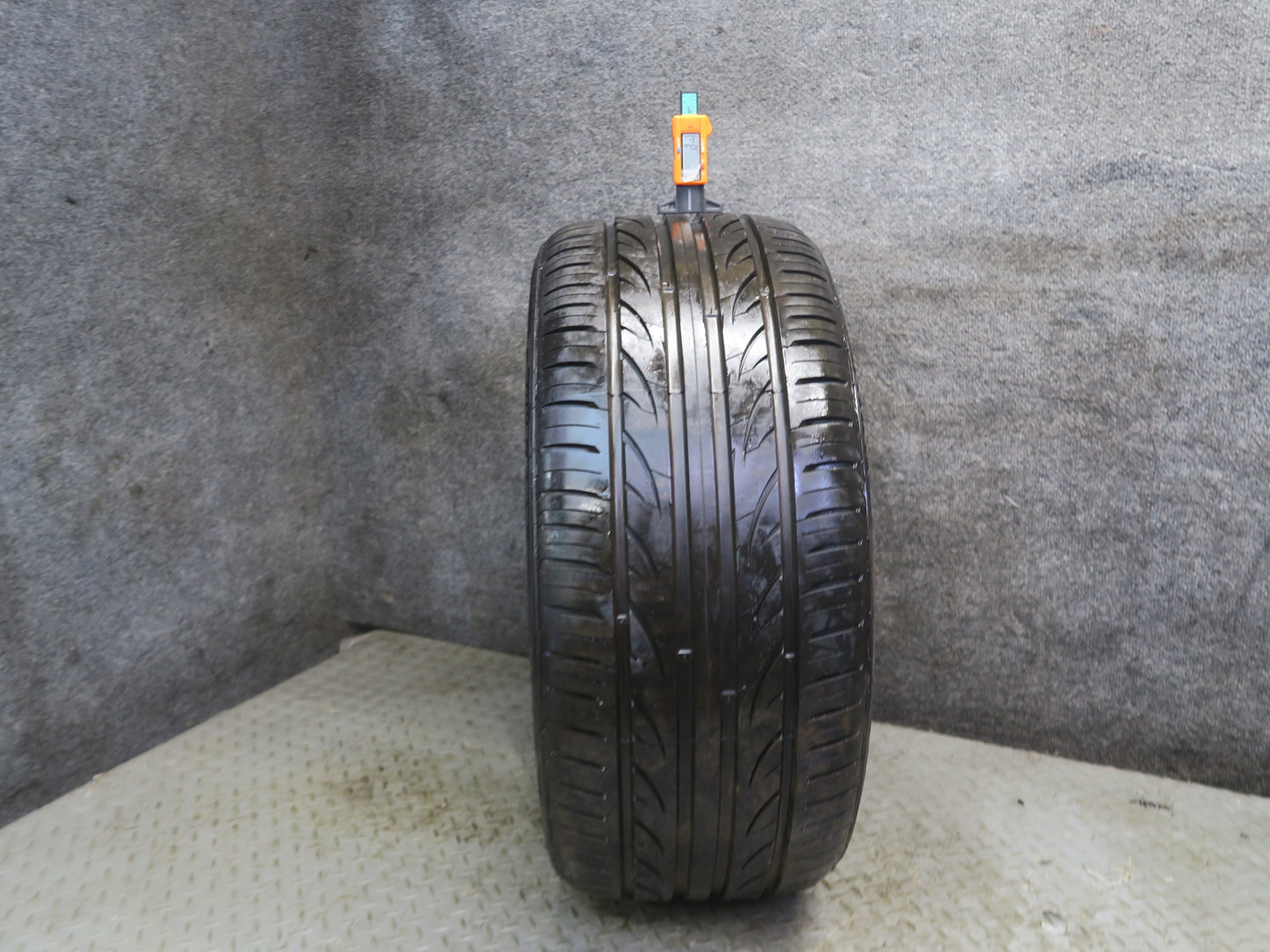 Set of 2 Lexani LX UHP-207 A/S Tire 245/40 R18" 97W M+S 4824 4924 8/32 Tread