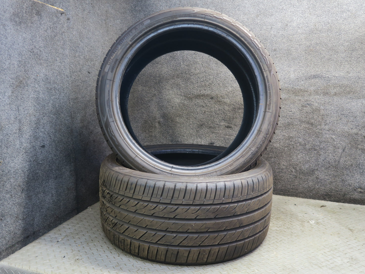 Set of 2 Arroyo Grand Sport A/S Tire 295/35 ZR21 107Y 1125 7/32 8/32 Tread