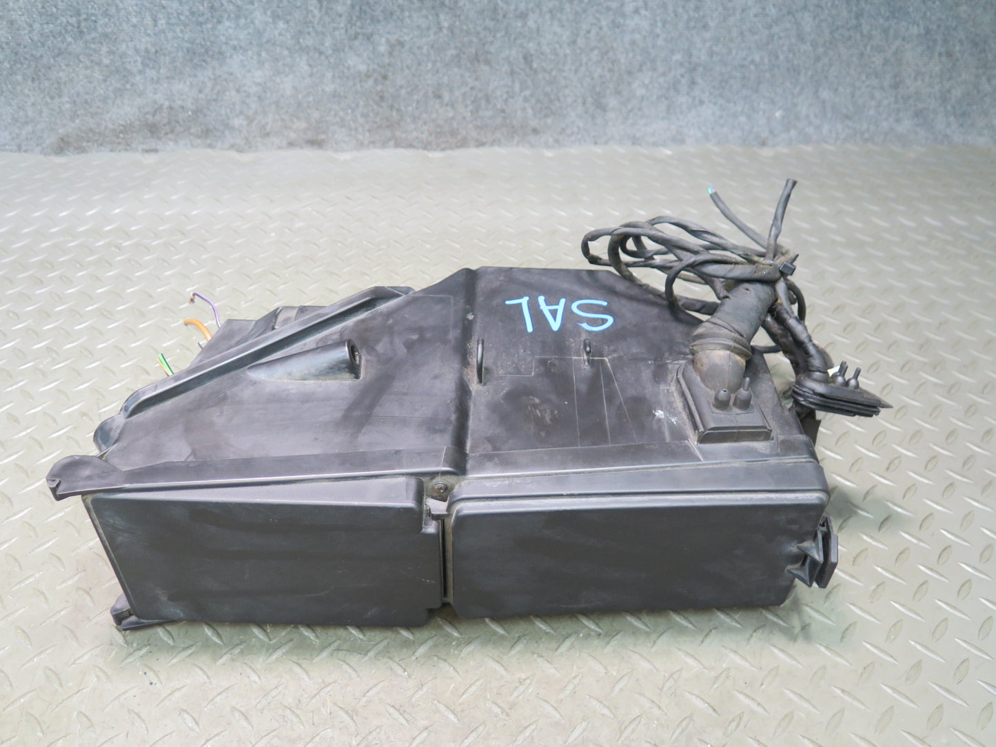 96-02 Mercedes R129 SL500 Front Left Engine Fuse Relay Box 1295401050 OEM