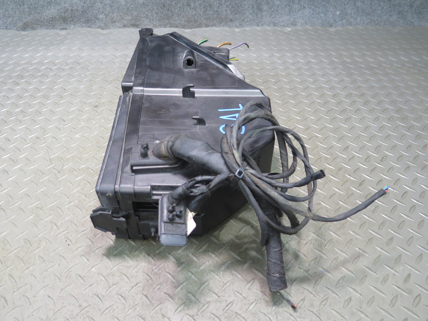 96-02 Mercedes R129 SL500 Front Left Engine Fuse Relay Box 1295401050 OEM
