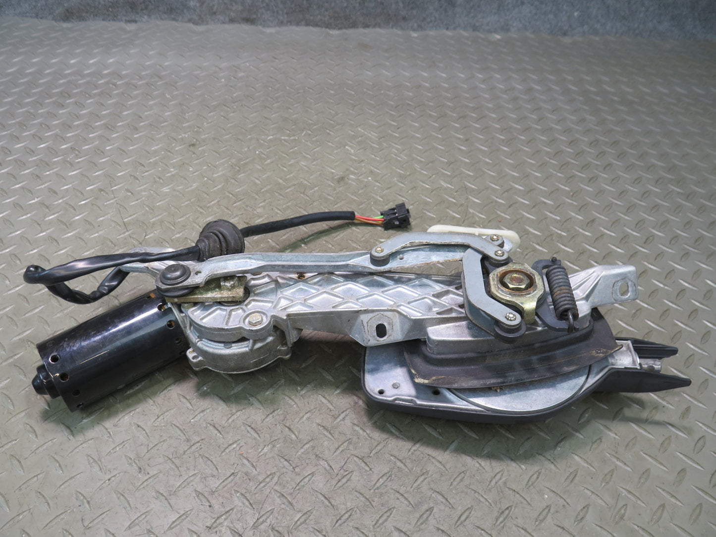 94-02 Mercedes R129 SL500 Windshield Wiper Transmission Linkage w Motor OEM
