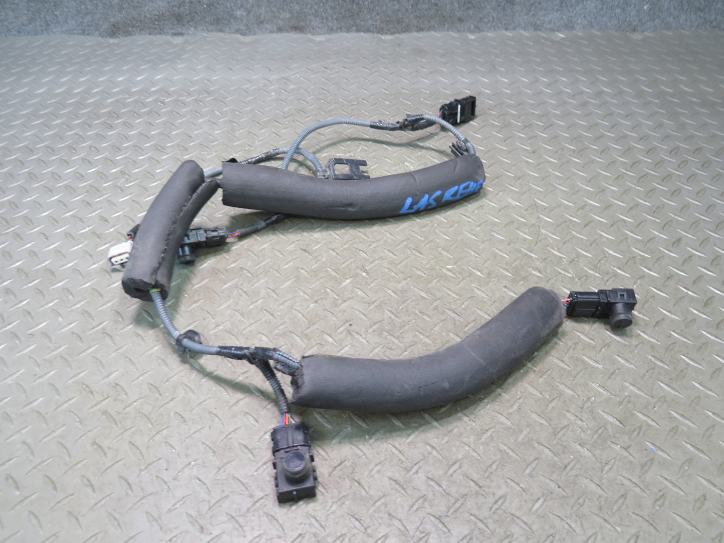 2008 Lexus UVF46 LS600h LS460 Rear Bumper PDC Parking Sensor Wiring Set OEM
