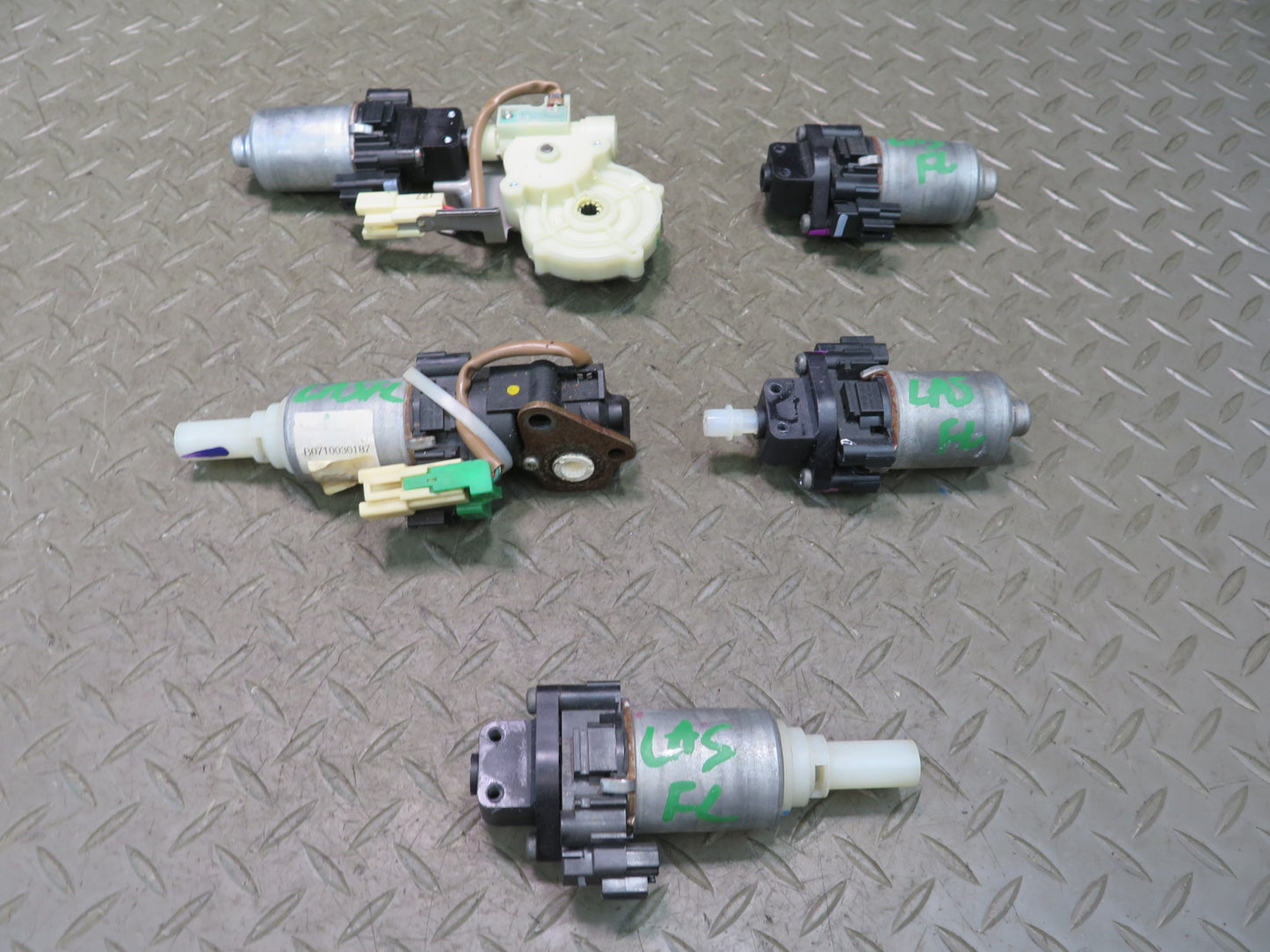 07-17 Lexus UVF46L LS600h LS460 Front Left Seat Adjust Control Motor Set OEM