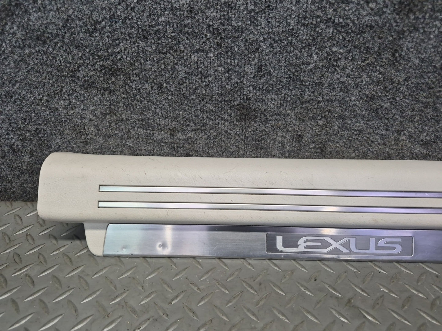 08-12 Lexus UVF46L LS600hL Set of 2 Front Door Scuff Sill Plate Trim Panel OEM