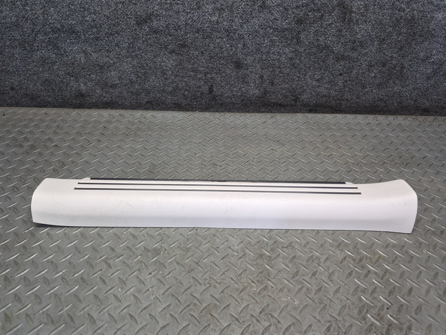 08-12 Lexus UVF46L LS600hL Set of 2 Front Door Scuff Sill Plate Trim Panel OEM