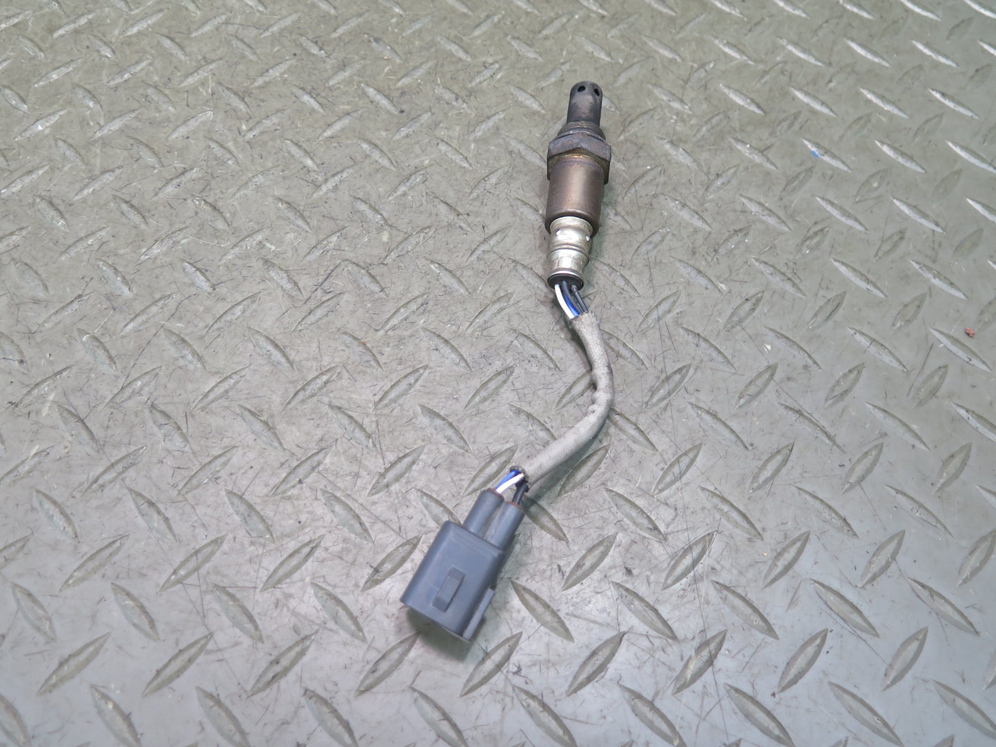07-12 Lexus UVF46L LS600h LS460 Set of 2 Oxygen O2 Lambda Sensor OEM