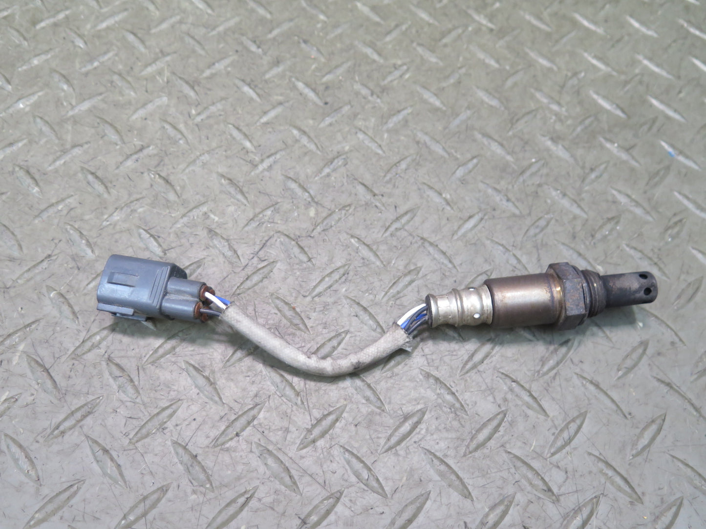 07-12 Lexus UVF46L LS600h LS460 Set of 2 Oxygen O2 Lambda Sensor OEM