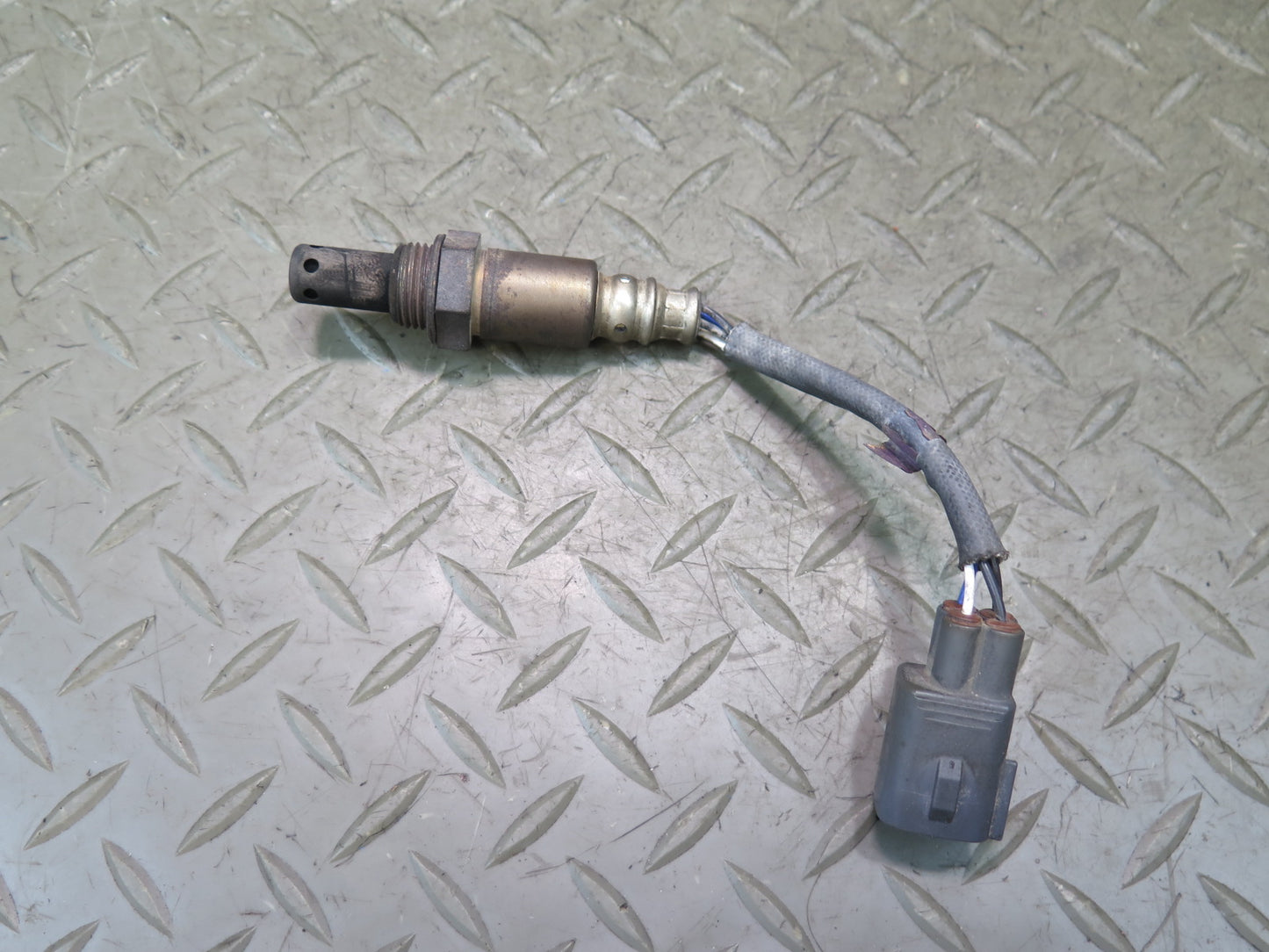 07-12 Lexus UVF46L LS600h LS460 Set of 2 Oxygen O2 Lambda Sensor OEM