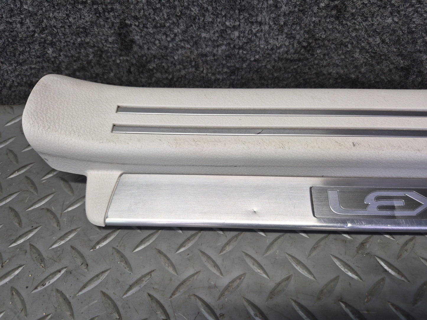 08-12 Lexus UVF46L LS600hL Set of 2 Rear Door Scuff Sill Plate Trim OEM