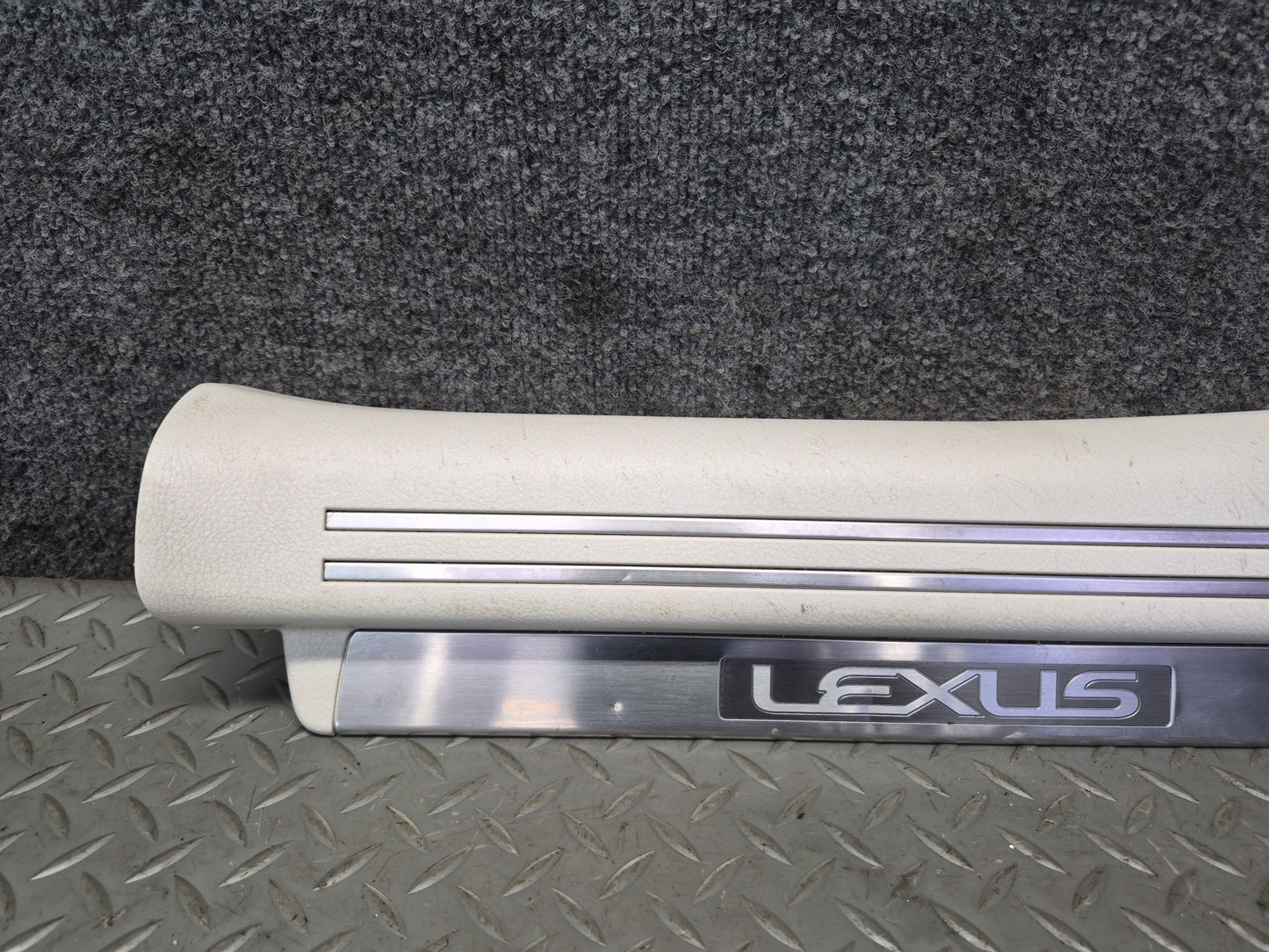 08-12 Lexus UVF46L LS600hL Set of 2 Rear Door Scuff Sill Plate Trim OEM